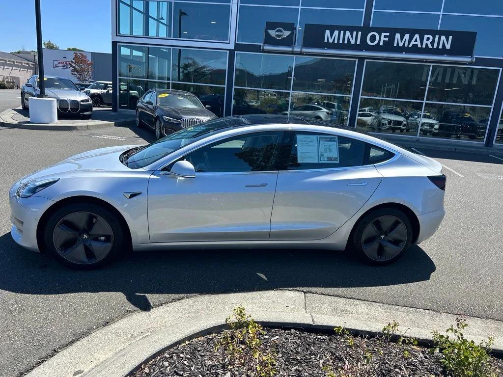 tesla model 3 2018 5YJ3E1EA5JF058730 image tesla model 3 2018 5YJ3E1EA5JF058730 image